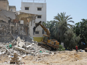 Egyptian-donated building equipment to support Gaza rubble removal. June 2021 © OCHA 