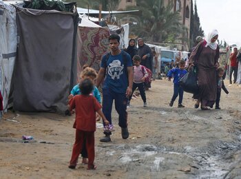 فلسطينيون نازحون في غزة. تصوير وكالة الأونروا