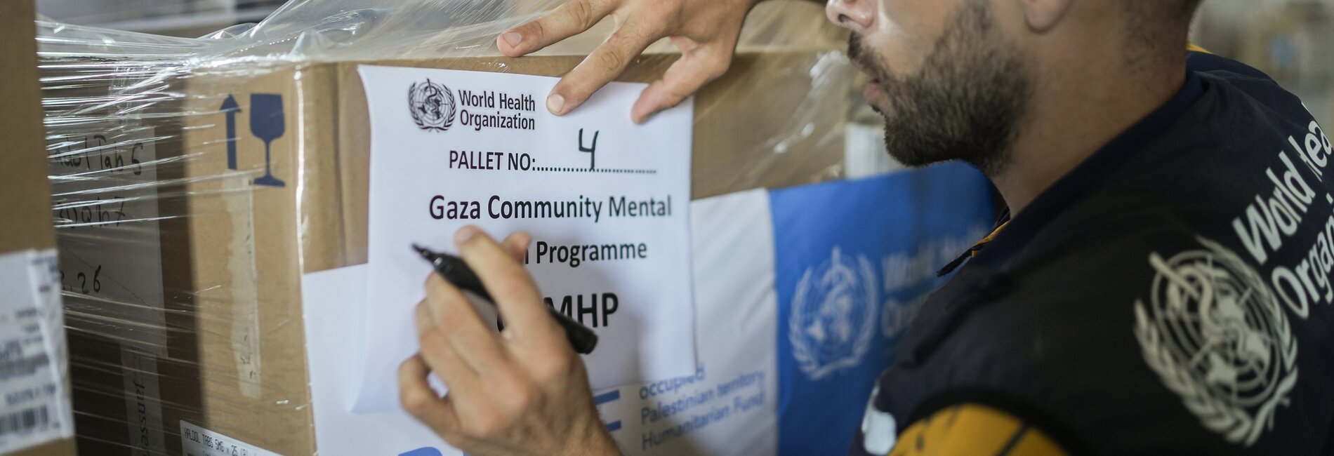 The delivery of psychotropic medications to people in Gaza, supported by the occupied Palestinian territory Humanitarian Fund. Photo by WHO