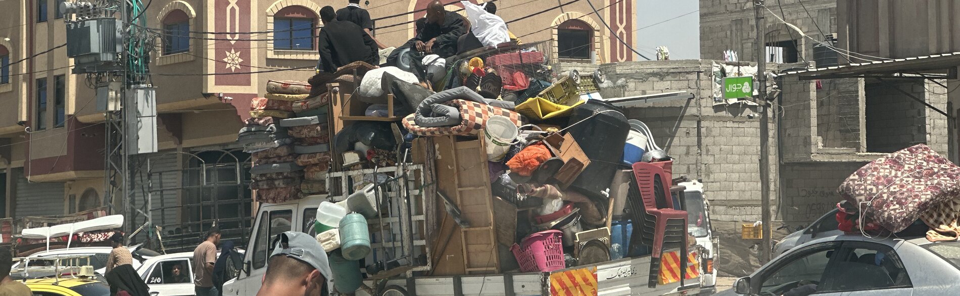 People being displaced from Rafah. Photo by OCHA