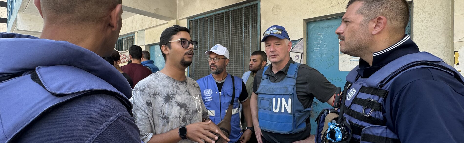 UN team assessing the situation of displaced people in three schools in Gaza city. Photo: OCHA